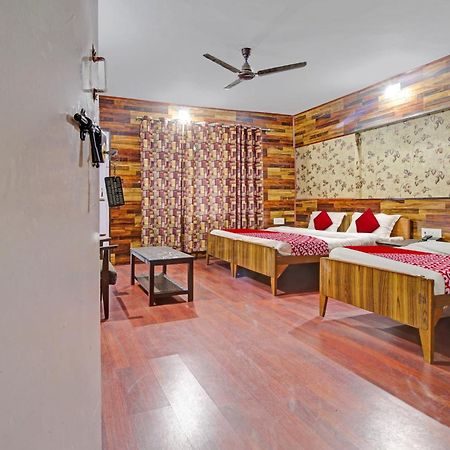 Hotel Ab-i-Hayat Srīnagar Dış mekan fotoğraf