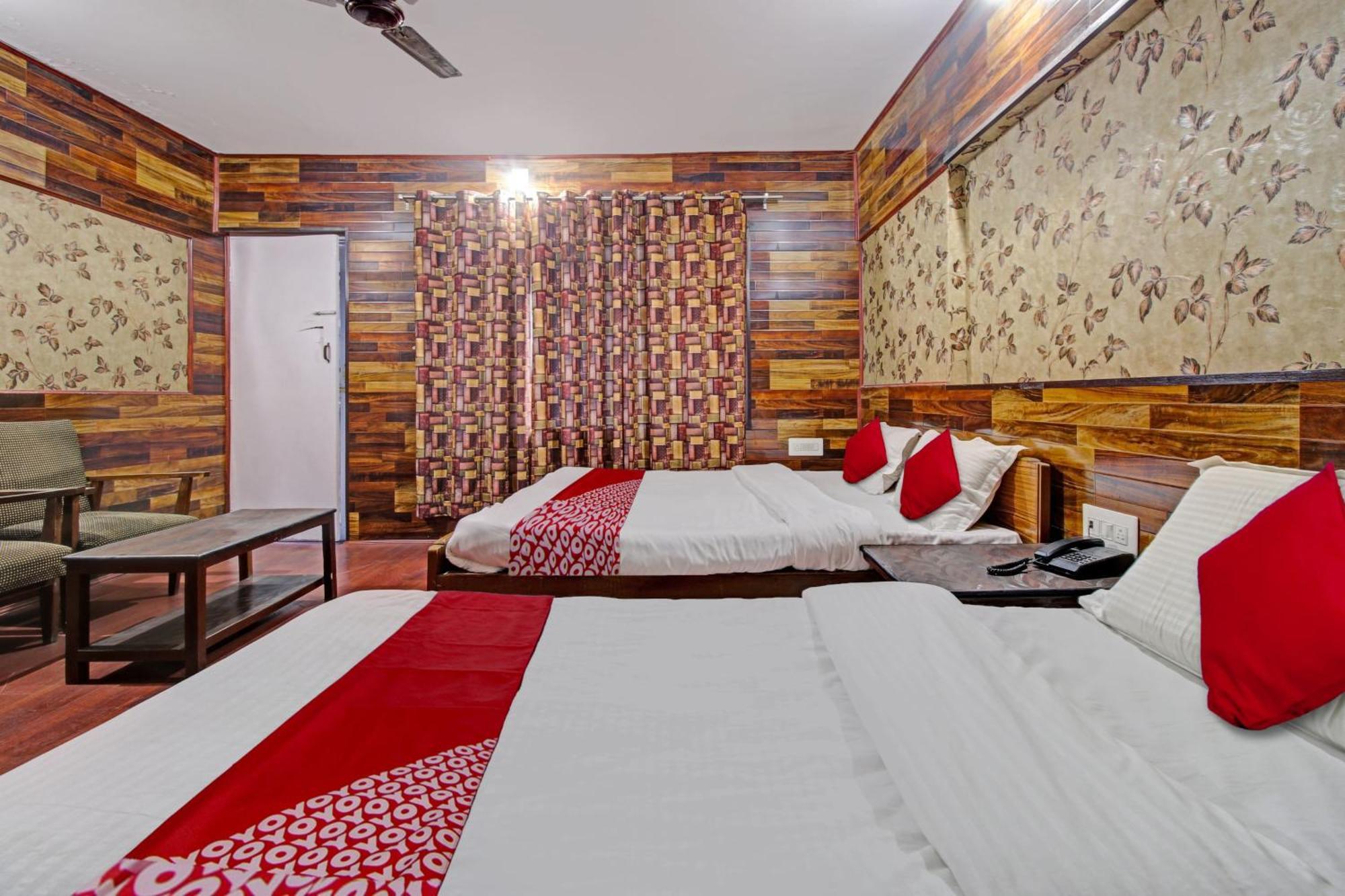 Hotel Ab-i-Hayat Srīnagar Dış mekan fotoğraf