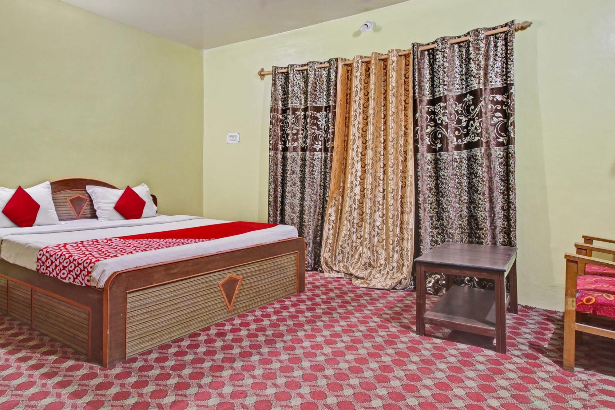 Hotel Ab-i-Hayat Srīnagar Dış mekan fotoğraf